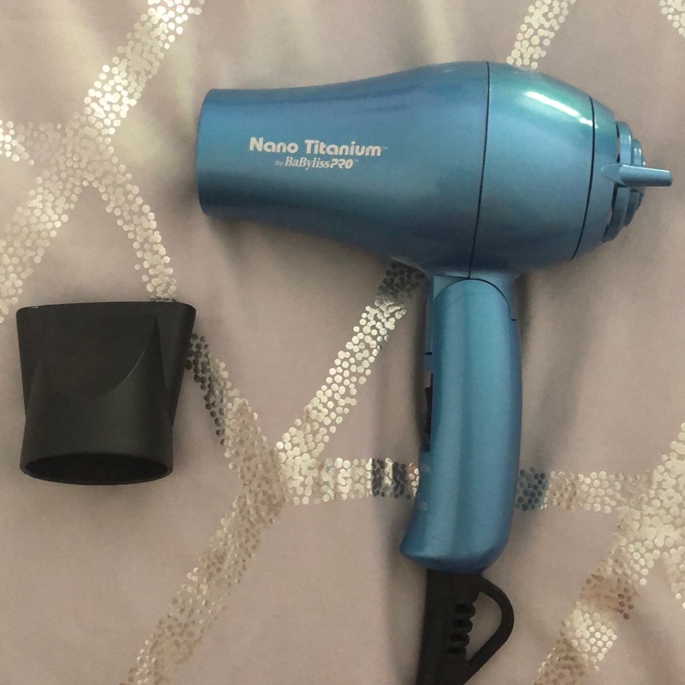 mini blow dryer (lightly used)